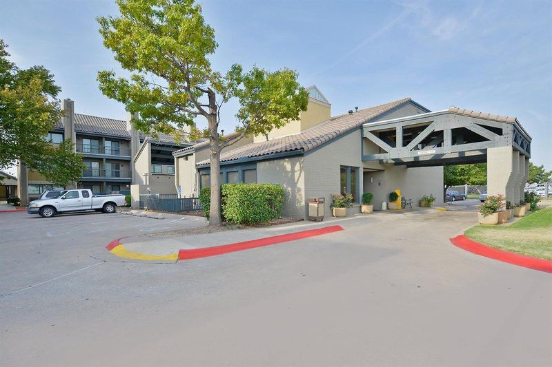 Americas Best Value Inn & Suites Extended Stay - Талса Екстер'єр фото